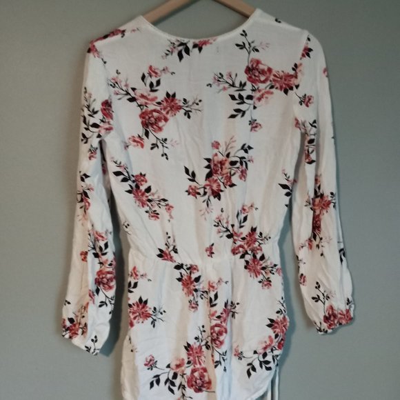 Floral Romper - Picture 3 of 3